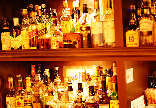 Old shot bar FOOD and DRINK  MONZA（モンツァ）